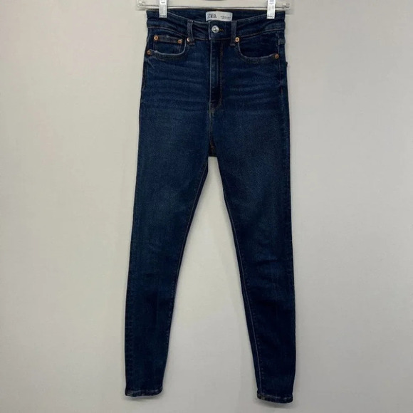Zara High Rise Dark Wash Skinny Jeans 4 - Picture 1 of 5